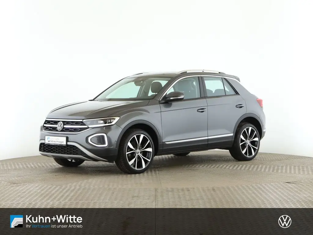 Photo 1 : Volkswagen T-roc 2023 Essence