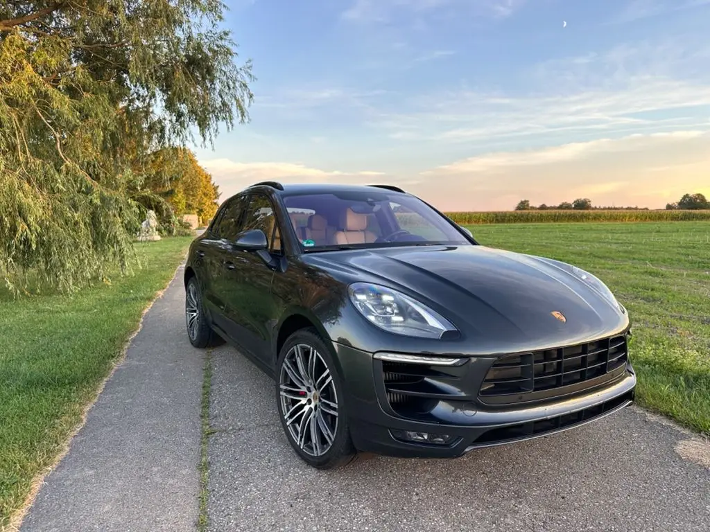 Photo 1 : Porsche Macan 2017 Petrol