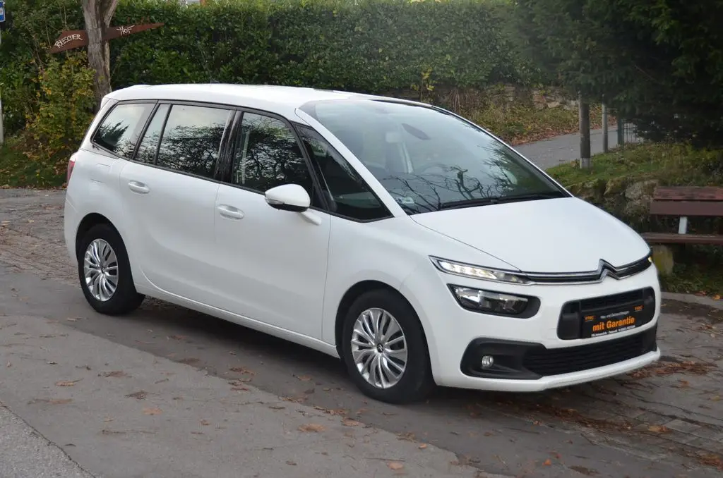 Photo 1 : Citroen C4 2020 Petrol