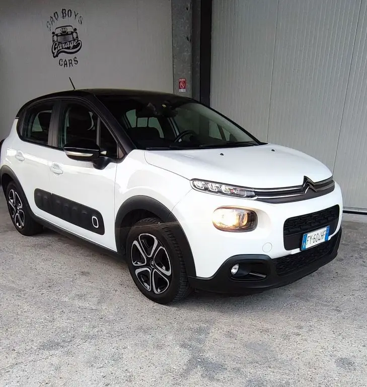 Photo 1 : Citroen C3 2019 Petrol