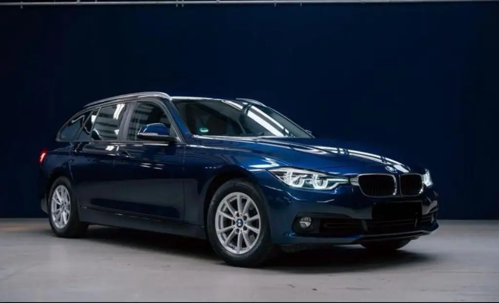 Photo 1 : Bmw Serie 3 2019 Petrol