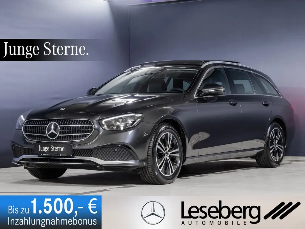 Photo 1 : Mercedes-benz Classe E 2023 Petrol