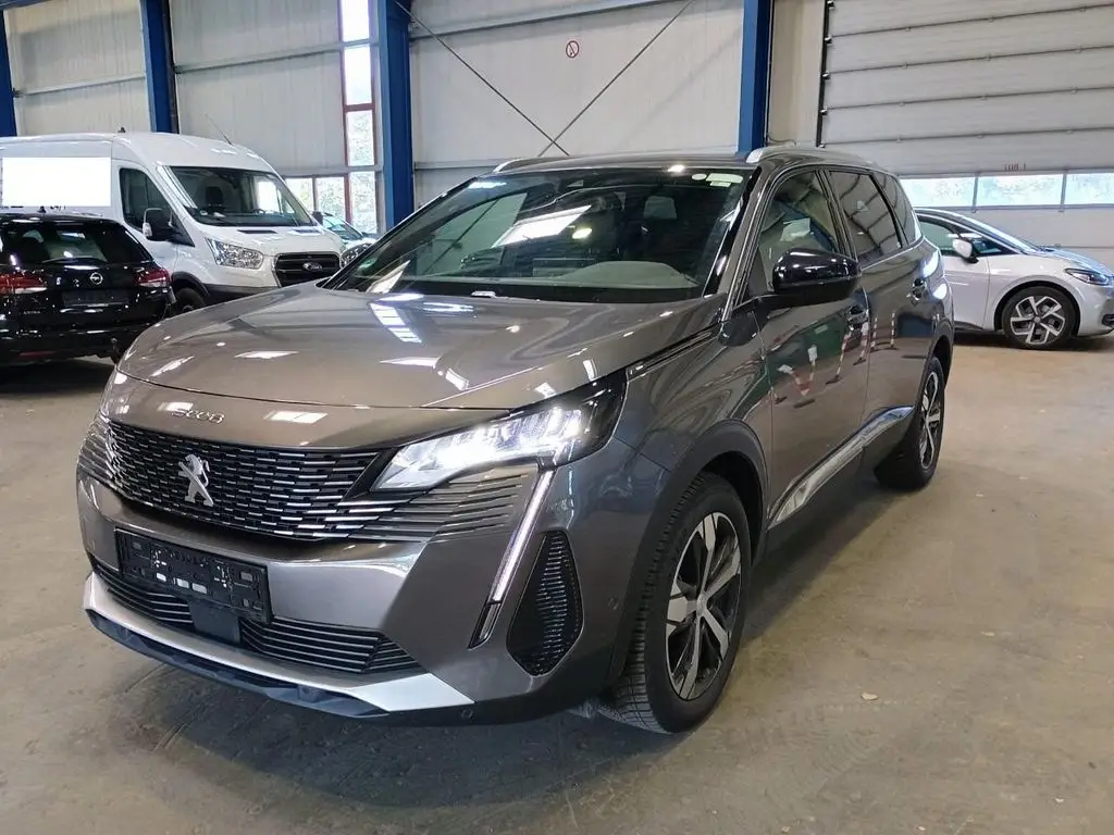 Photo 1 : Peugeot 5008 2023 Diesel