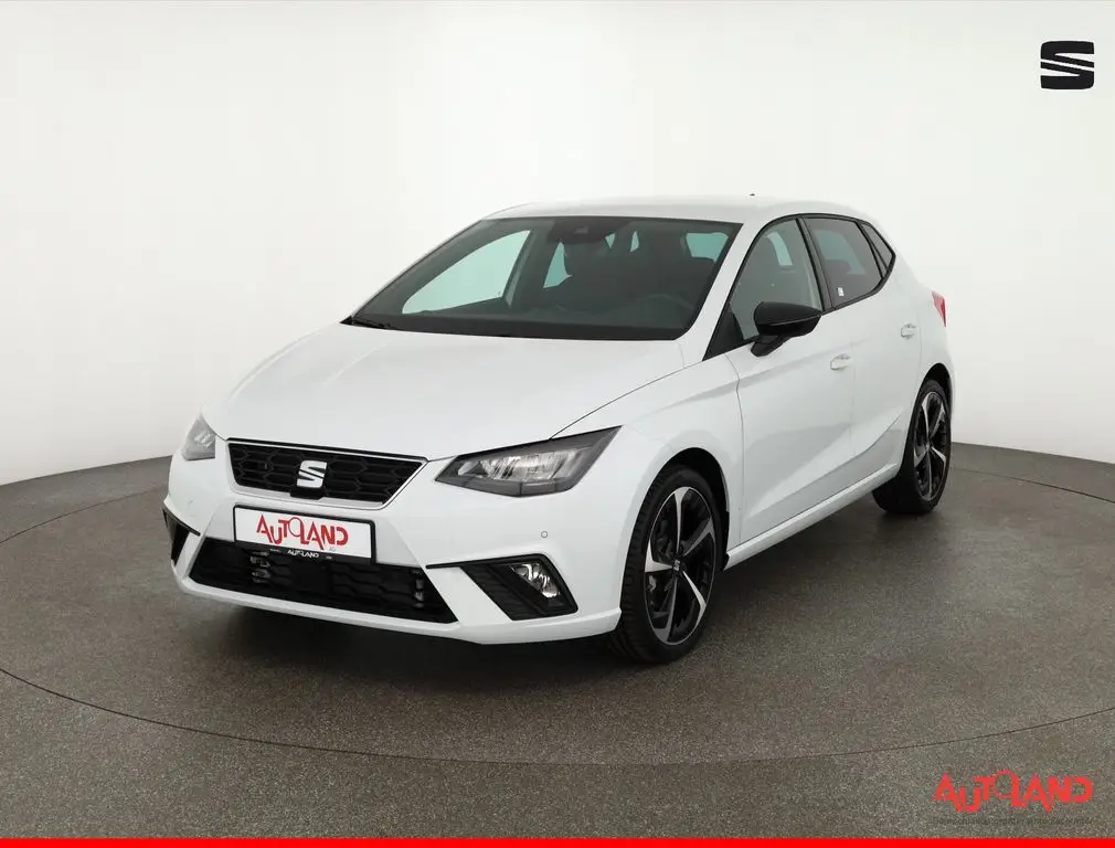 Photo 1 : Seat Ibiza 2024 Essence