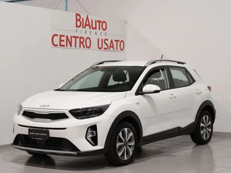 Photo 1 : Kia Stonic 2022 Petrol