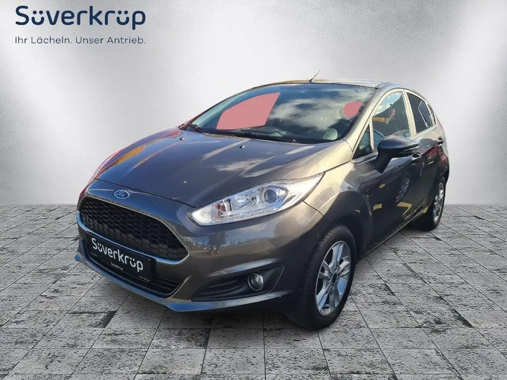 Photo 1 : Ford Fiesta 2016 Petrol