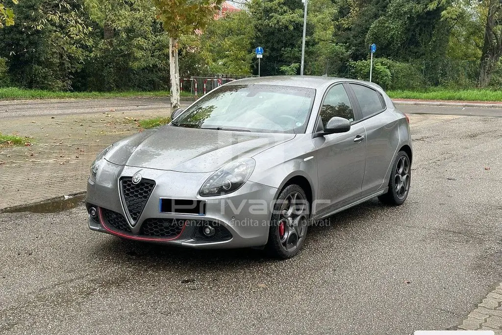 Photo 1 : Alfa Romeo Giulietta 2018 Essence