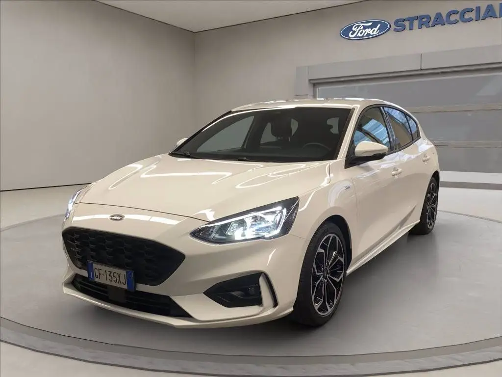 Photo 1 : Ford Focus 2021 Hybride