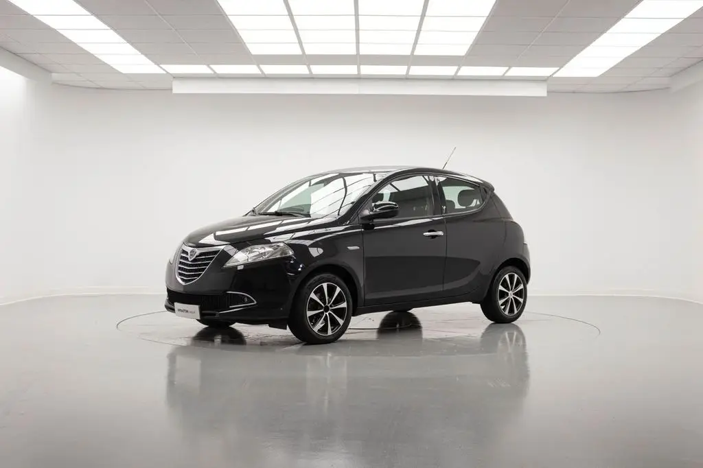 Photo 1 : Lancia Ypsilon 2014 Diesel