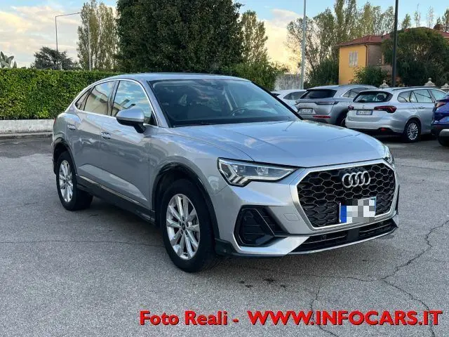 Photo 1 : Audi Q3 2021 Hybride