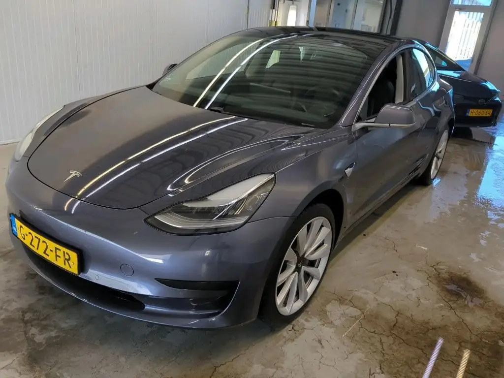 Photo 1 : Tesla Model 3 2019 Non renseigné