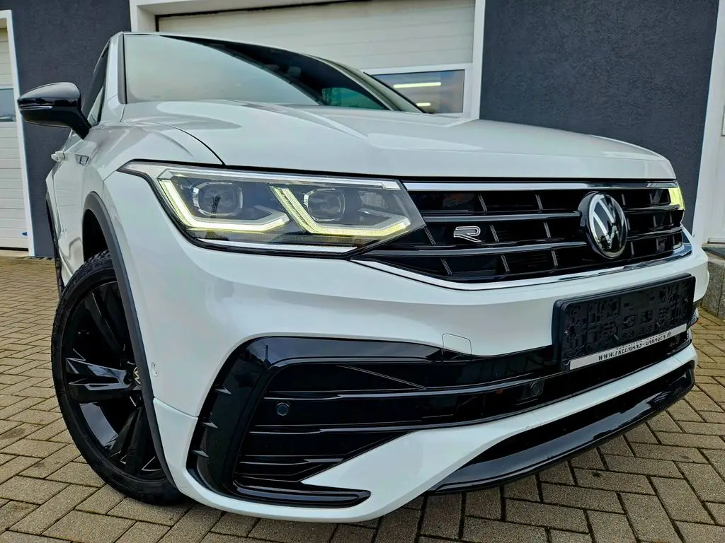 Photo 1 : Volkswagen Tiguan 2022 Essence