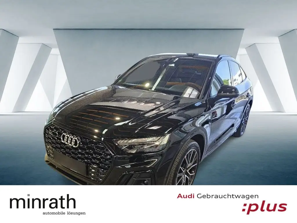 Photo 1 : Audi Q5 2021 Petrol