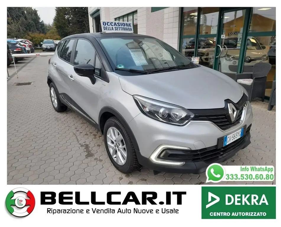 Photo 1 : Renault Captur 2018 Petrol