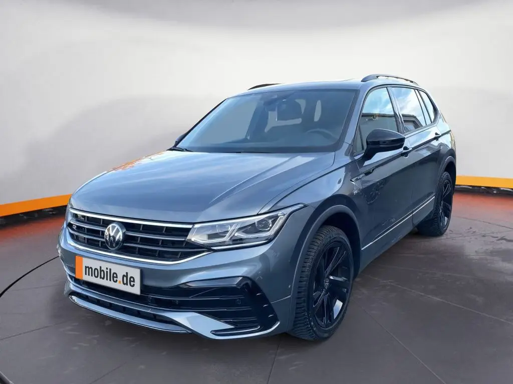 Photo 1 : Volkswagen Tiguan 2024 Petrol