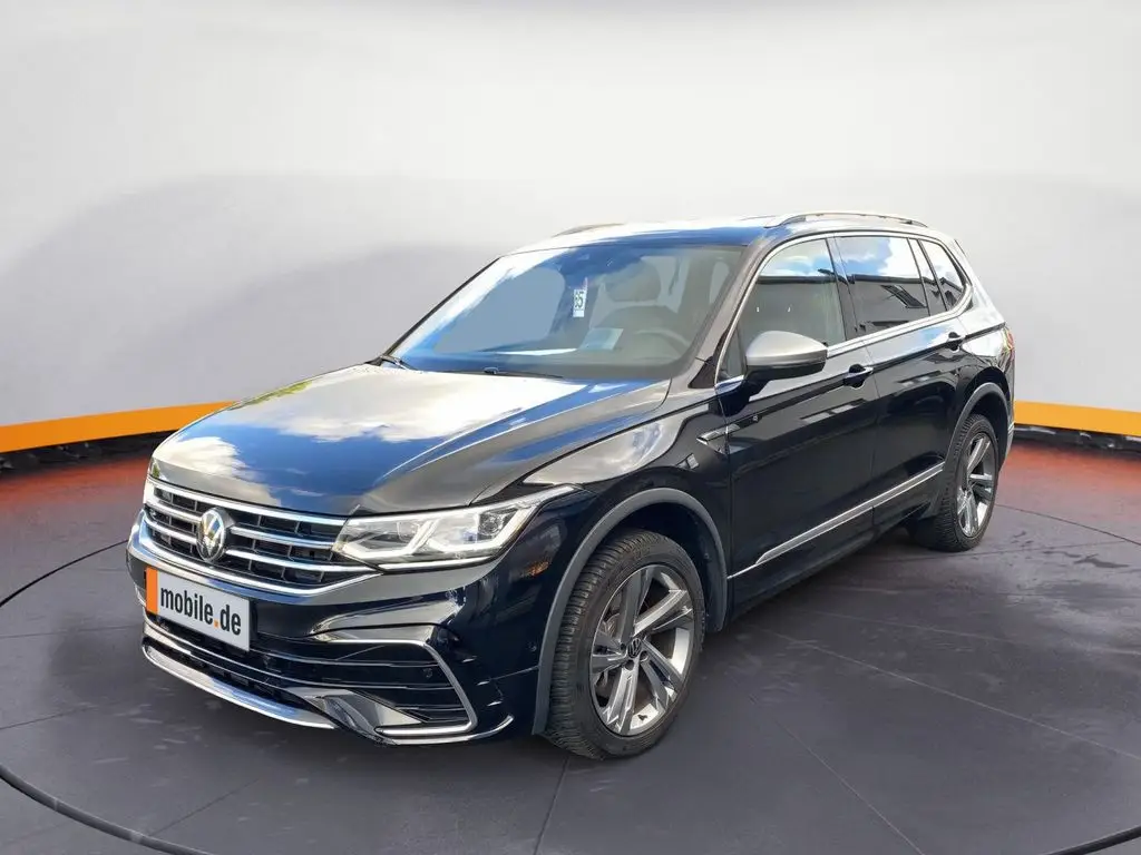 Photo 1 : Volkswagen Tiguan 2024 Petrol