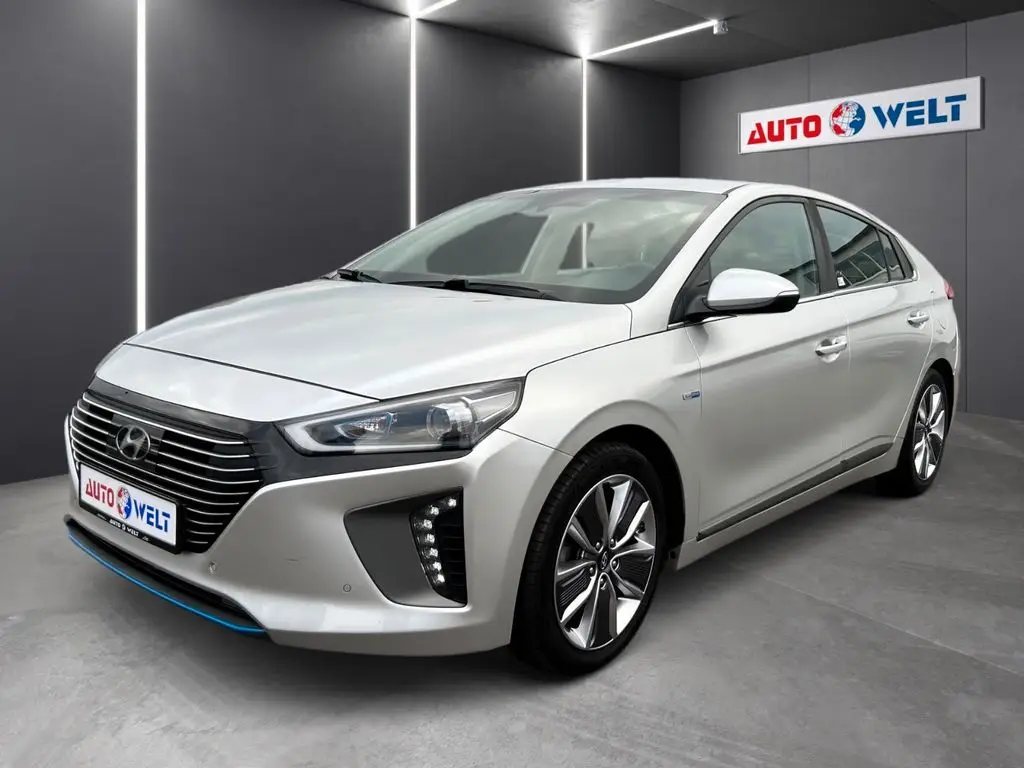 Photo 1 : Hyundai Ioniq 2018 Hybrid