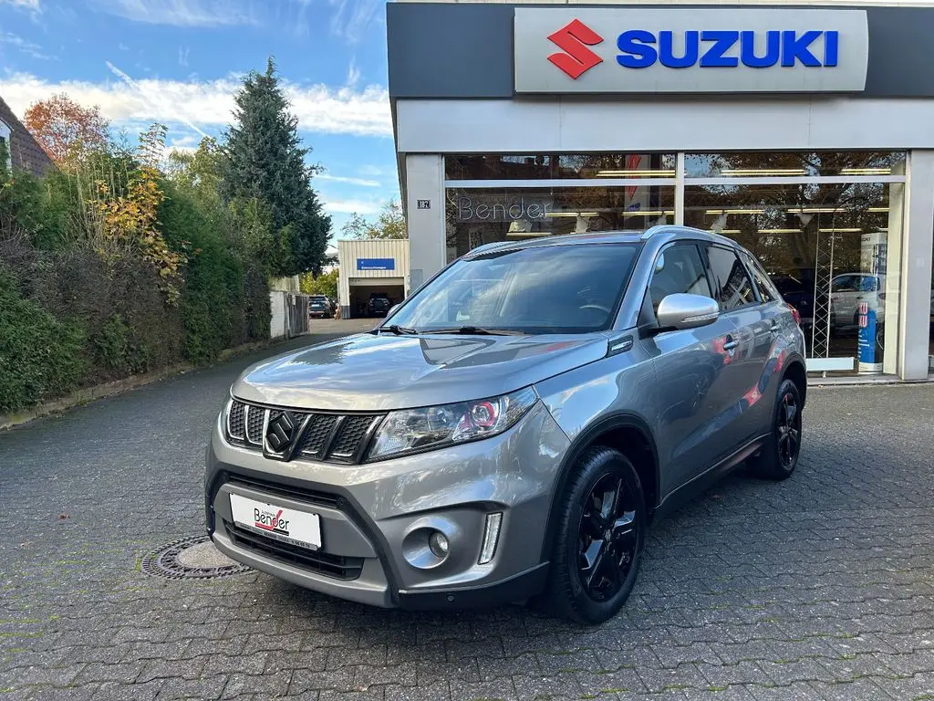 Photo 1 : Suzuki Vitara 2019 Petrol