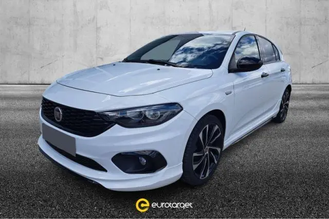 Photo 1 : Fiat Tipo 2020 Essence