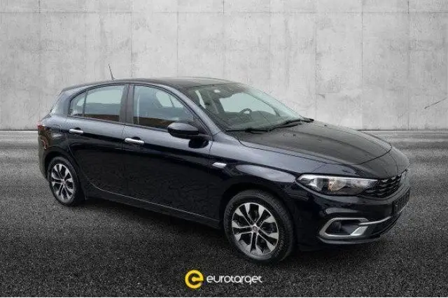 Photo 1 : Fiat Tipo 2023 Petrol