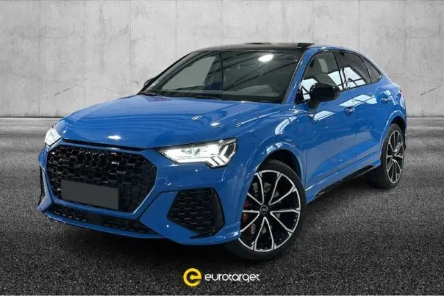 Photo 1 : Audi Q3 2023 Essence