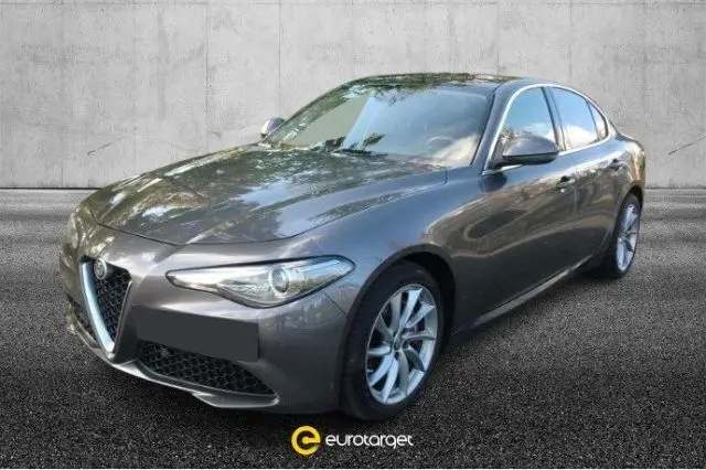 Photo 1 : Alfa Romeo Giulia 2020 Petrol