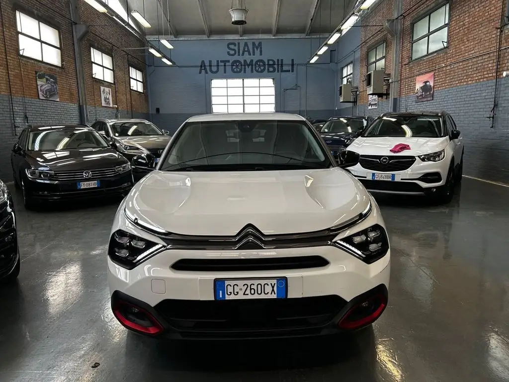 Photo 1 : Citroen C4 2021 Essence