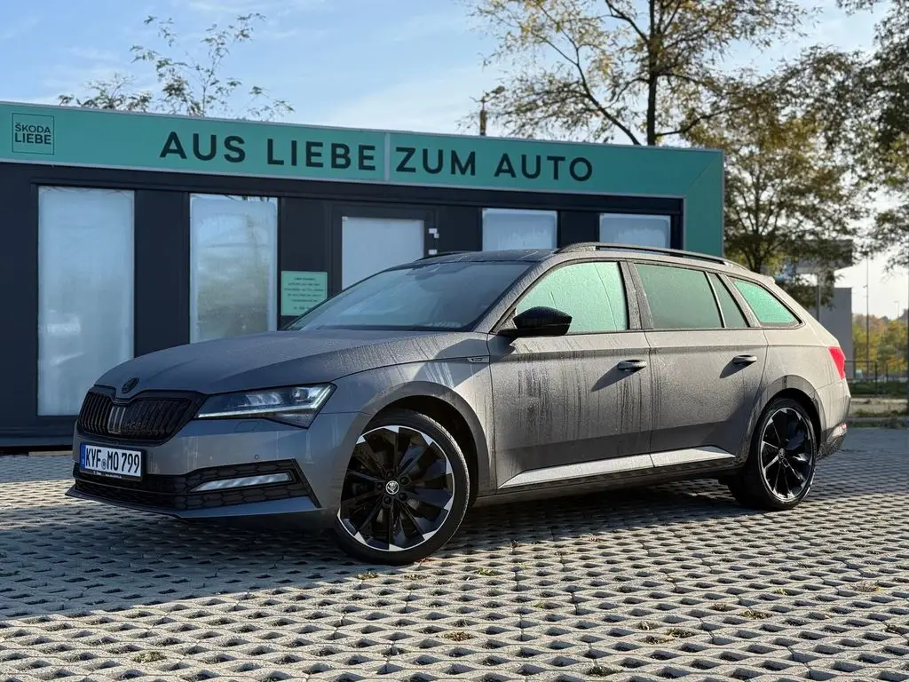 Photo 1 : Skoda Superb 2023 Petrol