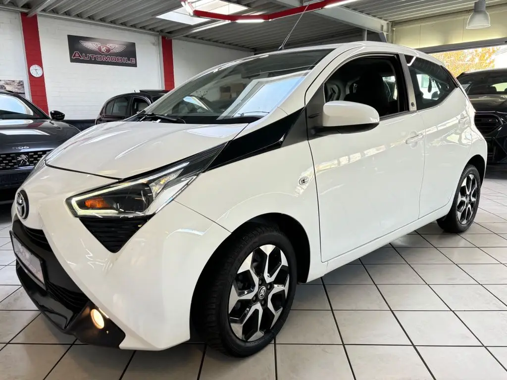 Photo 1 : Toyota Aygo X 2021 Petrol