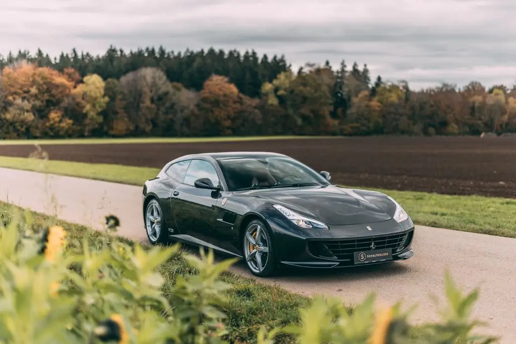 Photo 1 : Ferrari Gtc4lusso 2018 Petrol