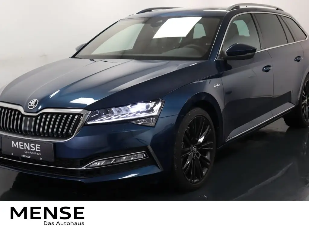 Photo 1 : Skoda Superb 2023 Essence