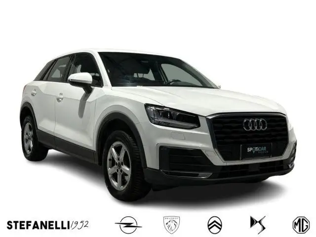 Photo 1 : Audi Q2 2017 Petrol