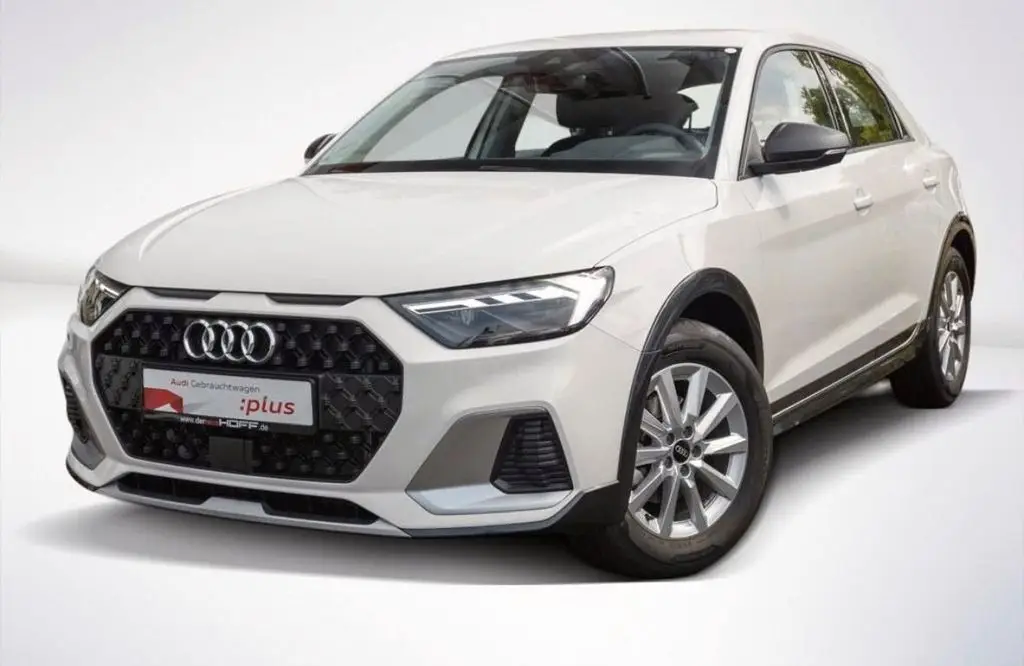 Photo 1 : Audi A1 2021 Essence