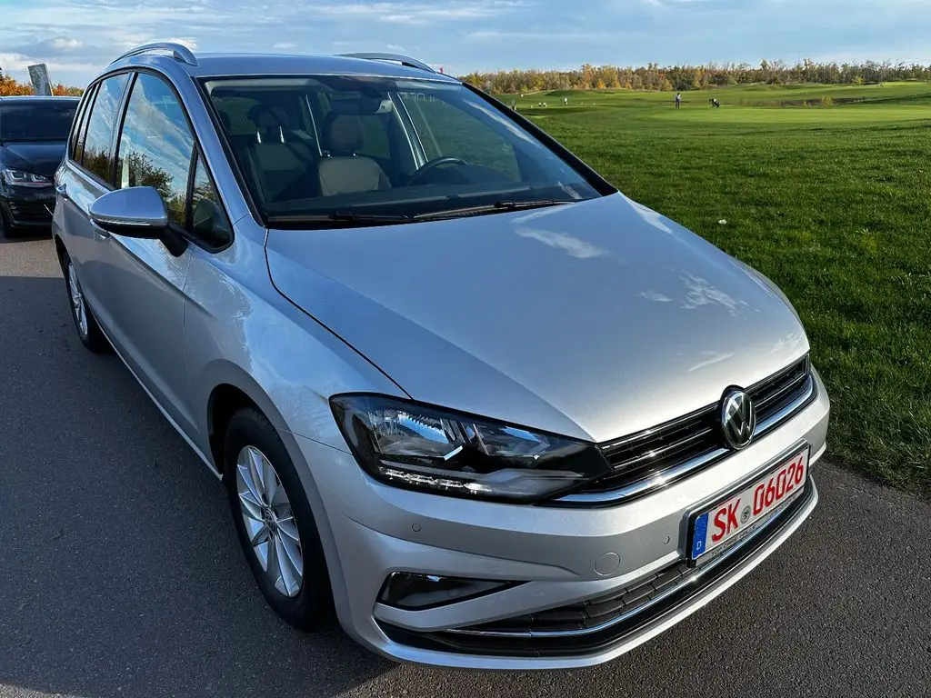 Photo 1 : Volkswagen Golf 2020 Petrol