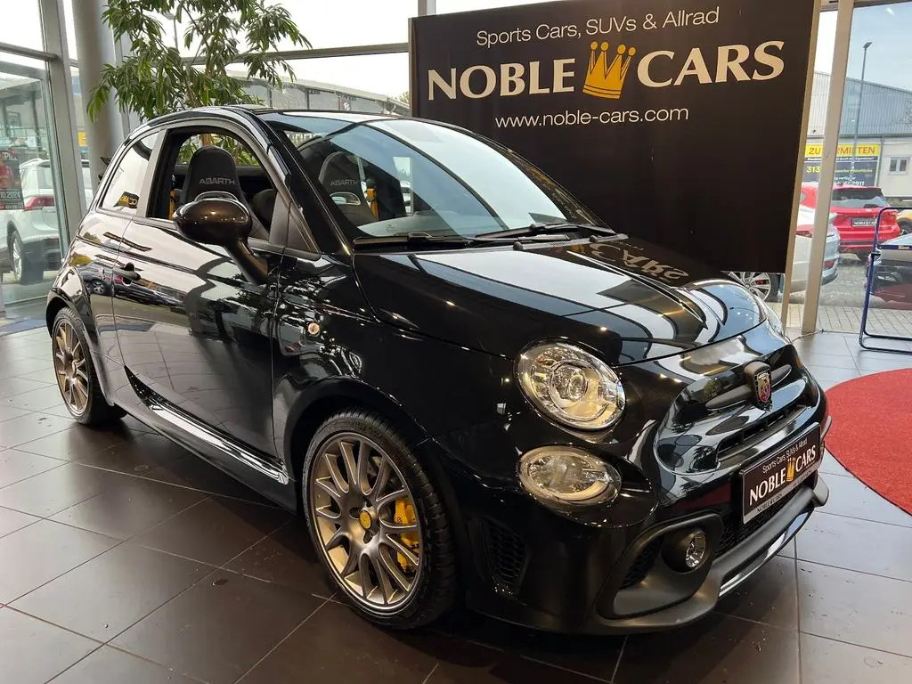 Photo 1 : Abarth 695 2023 Petrol