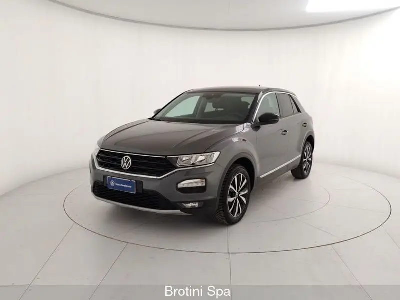 Photo 1 : Volkswagen T-roc 2021 Essence