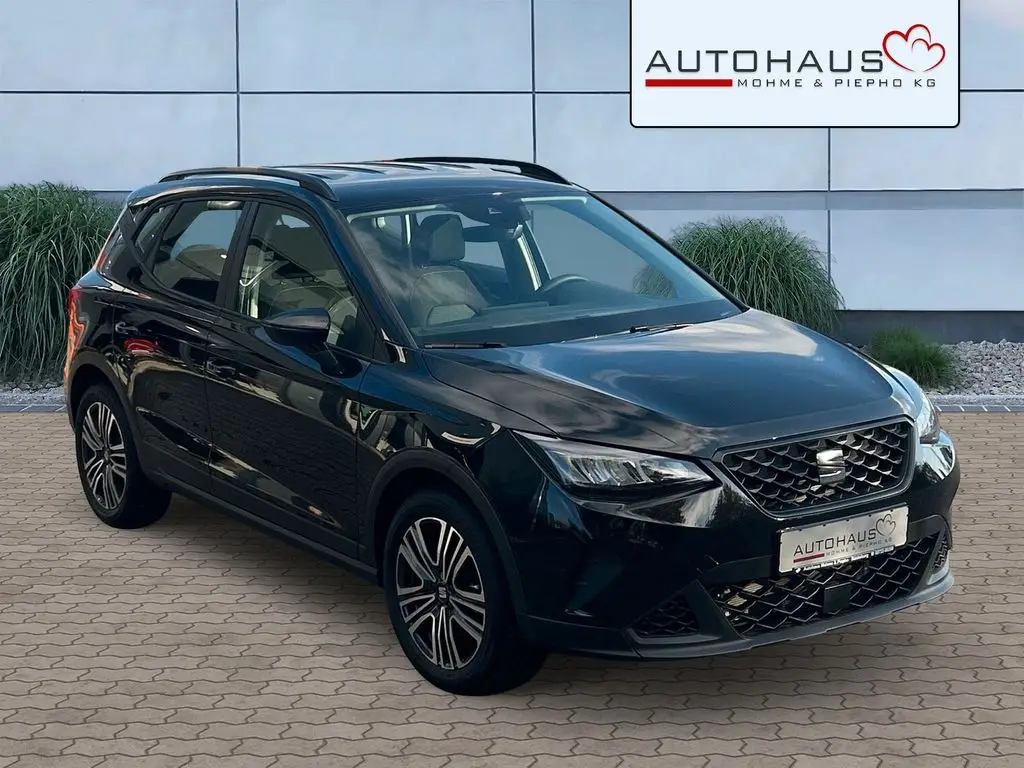 Photo 1 : Seat Arona 2024 Petrol