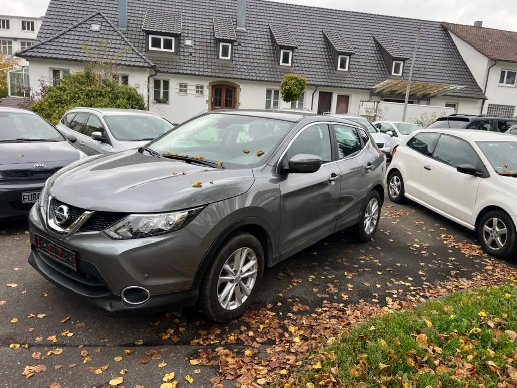 Photo 1 : Nissan Qashqai 2015 Petrol