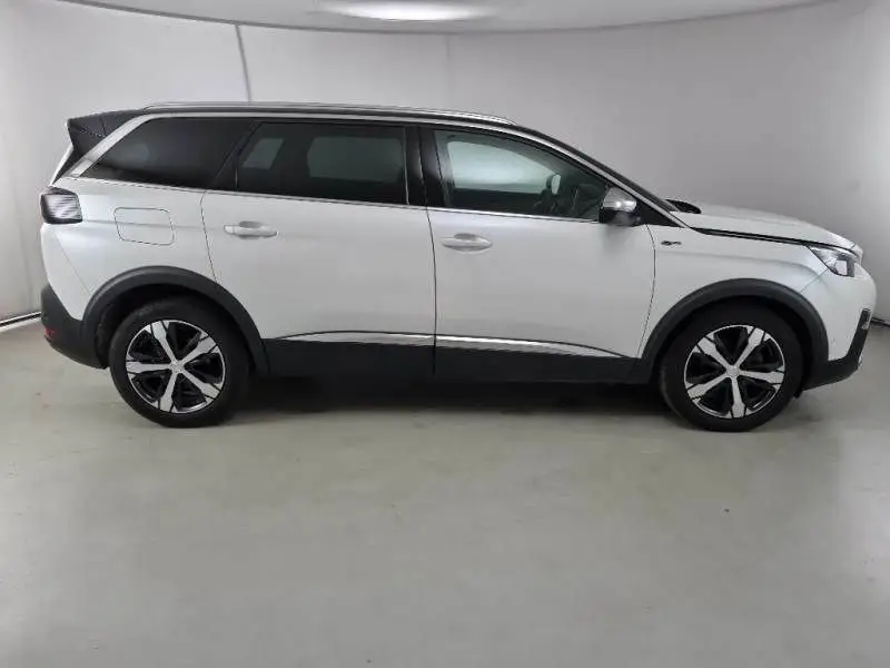 Photo 1 : Peugeot 5008 2019 Diesel