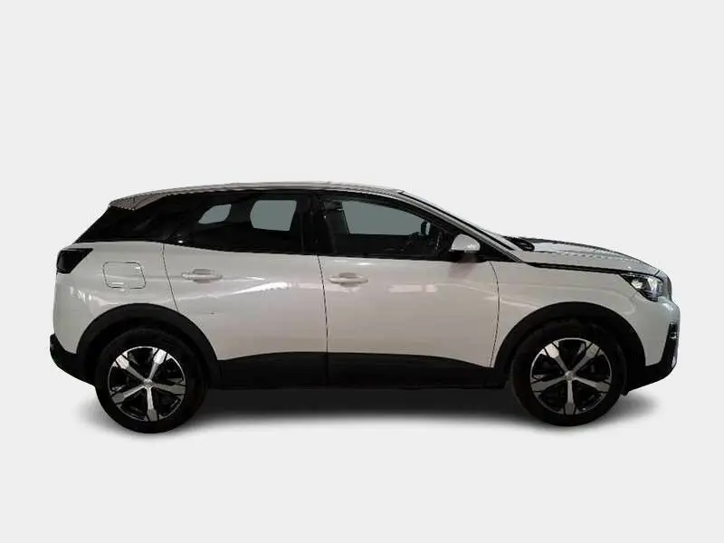 Photo 1 : Peugeot 3008 2018 Diesel