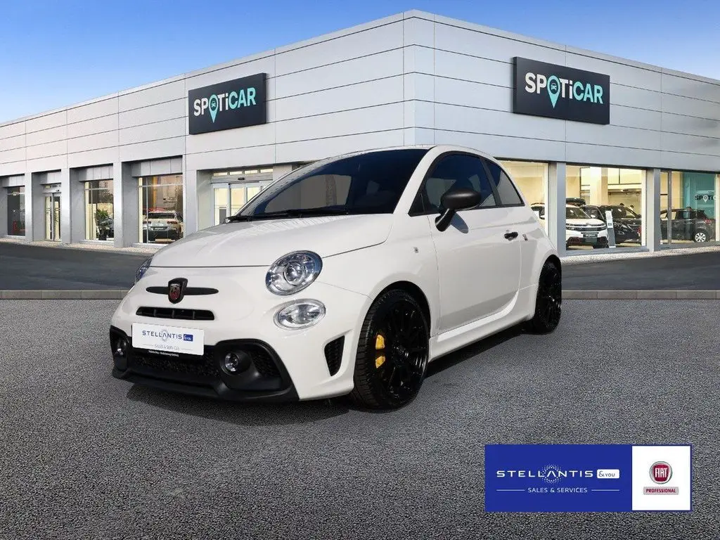 Photo 1 : Abarth 695 2024 Petrol