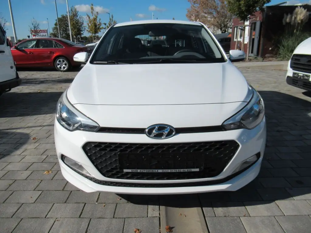 Photo 1 : Hyundai I20 2015 Essence