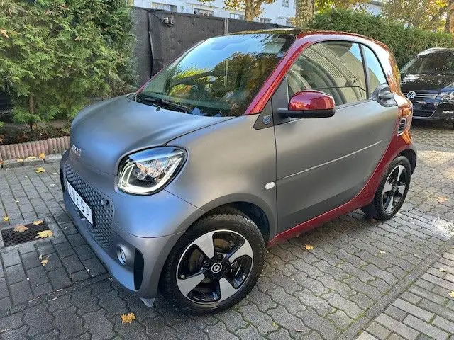 Photo 1 : Smart Fortwo 2020 Non renseigné