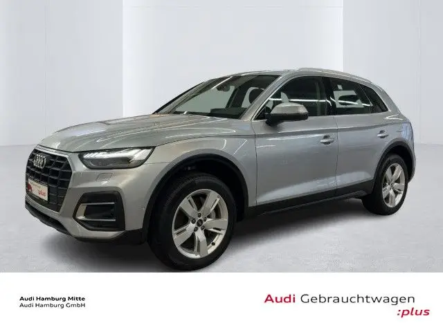 Photo 1 : Audi Q5 2021 Hybrid