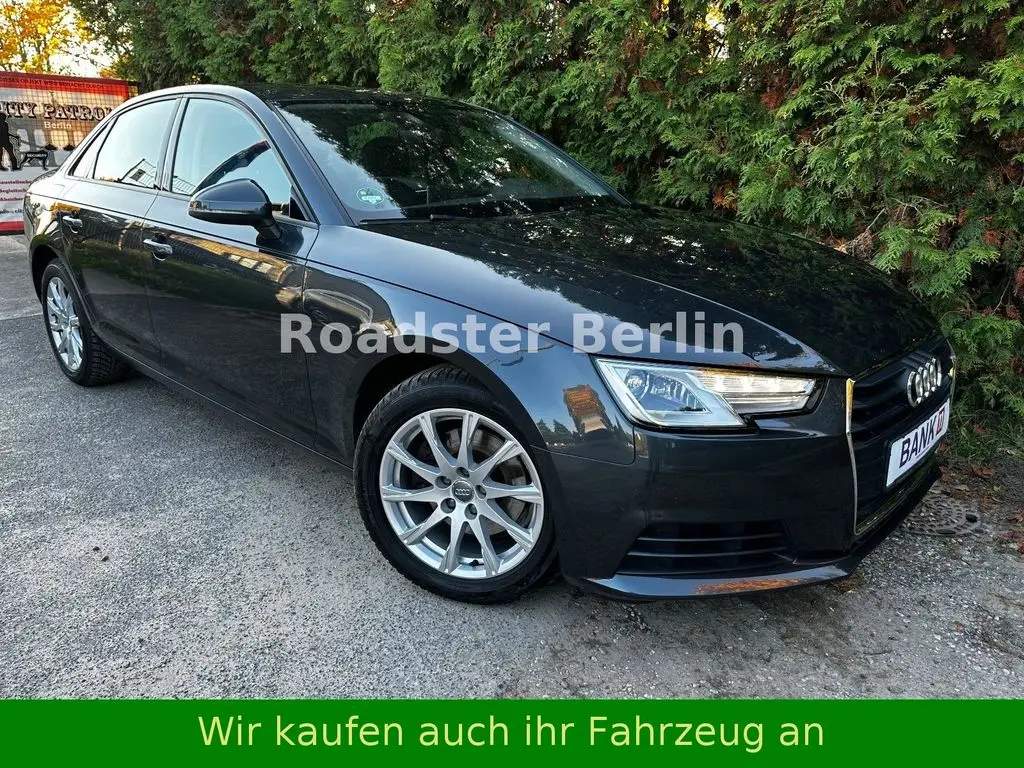 Photo 1 : Audi A4 2017 Essence