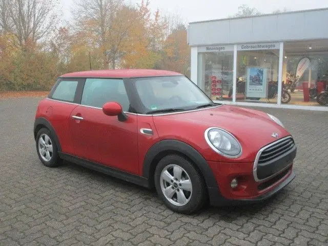 Photo 1 : Mini One 2015 Petrol