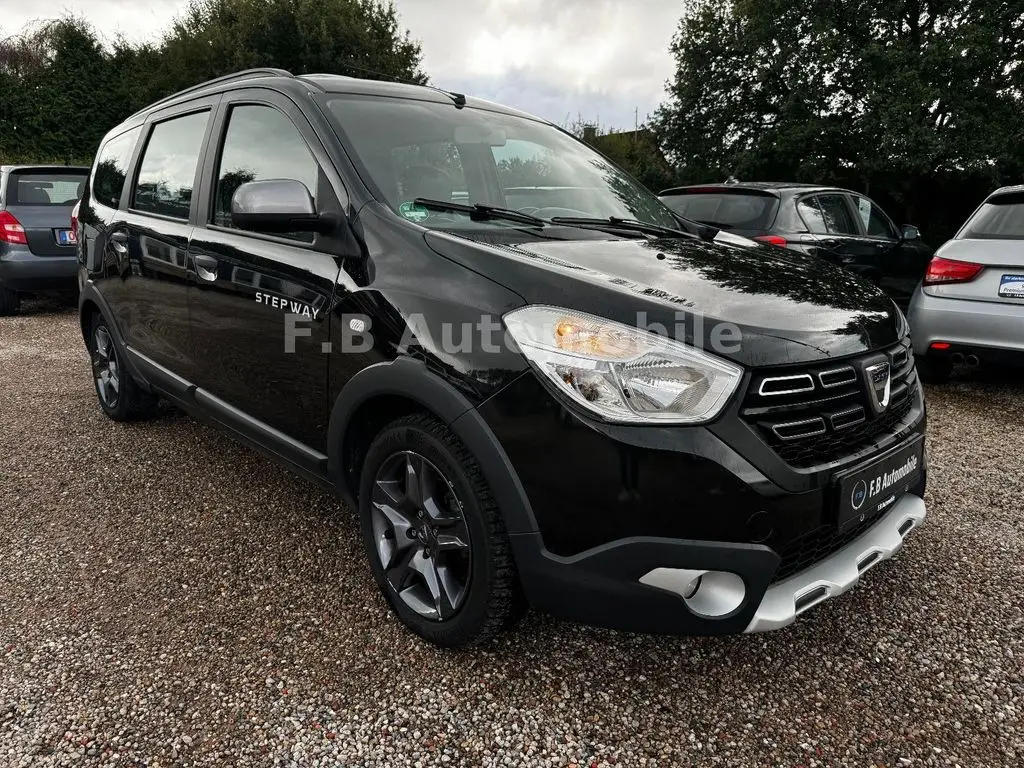 Photo 1 : Dacia Lodgy 2017 Petrol