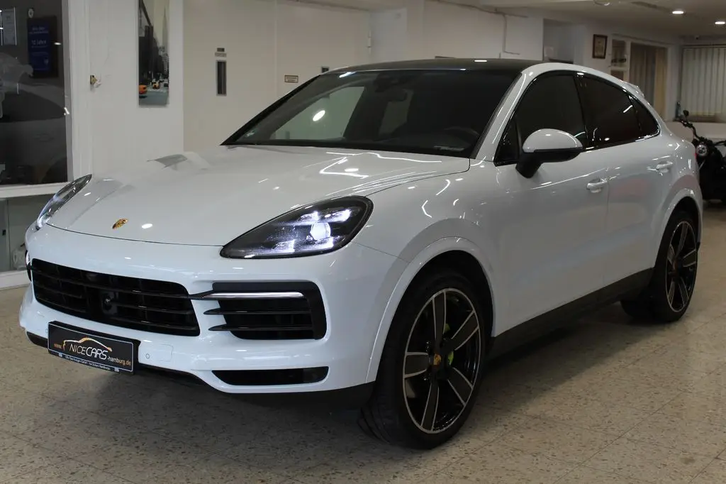 Photo 1 : Porsche Cayenne 2020 Petrol