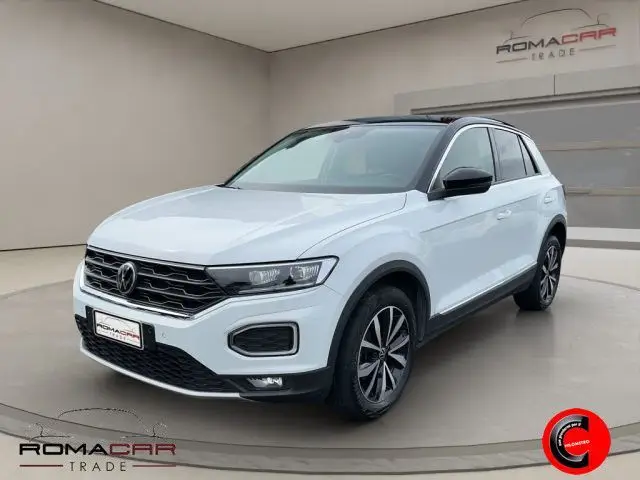 Photo 1 : Volkswagen T-roc 2021 Essence