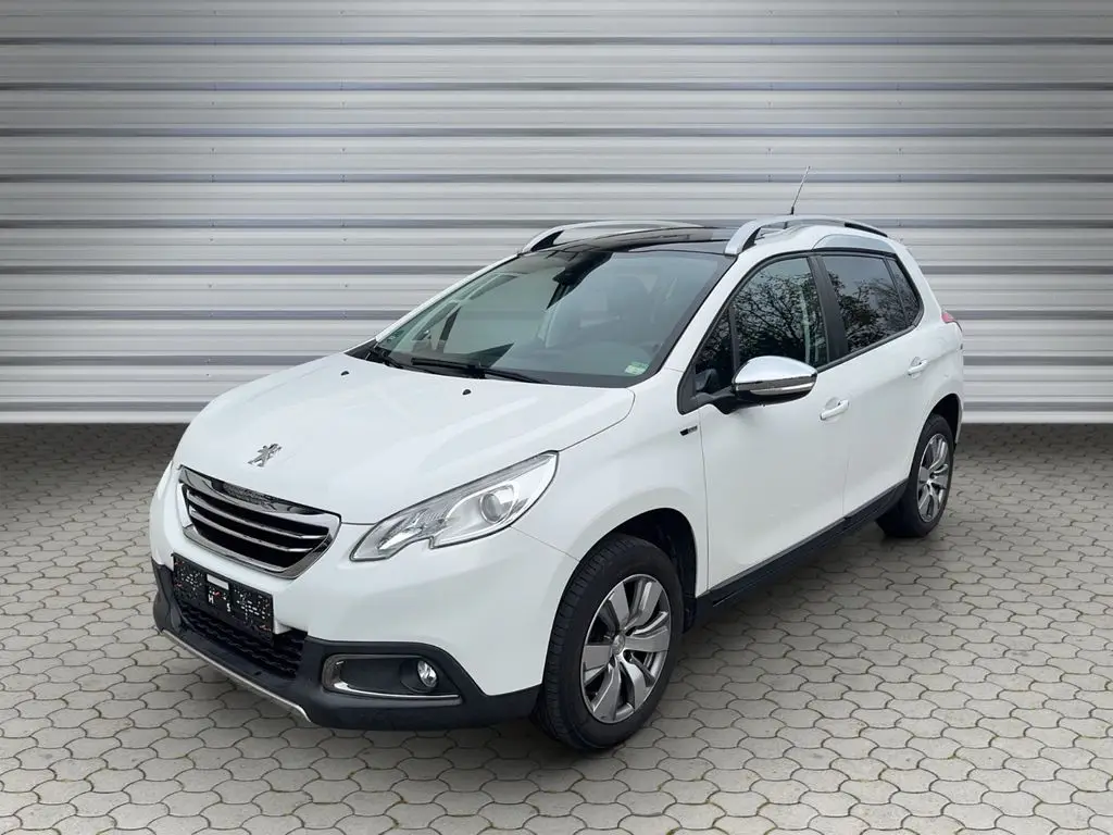 Photo 1 : Peugeot 2008 2016 Petrol